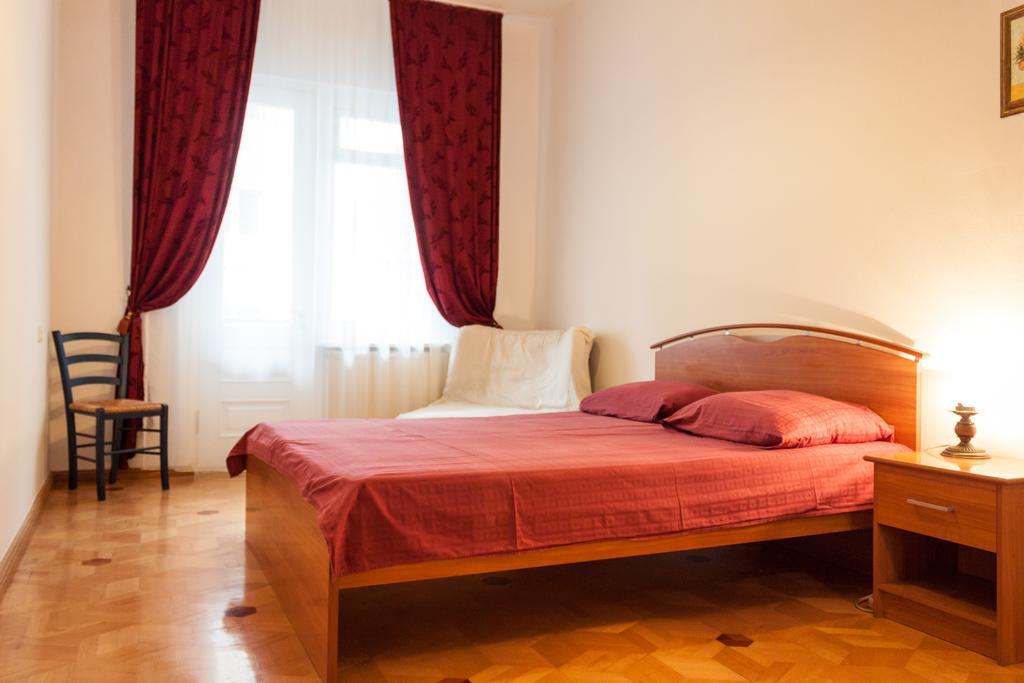 Apartment Janashia Tbilisi Eksteriør bilde